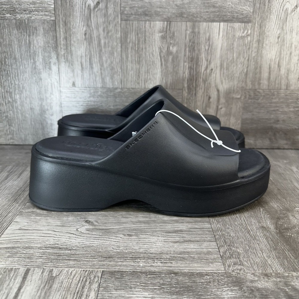 Skechers Foamies Rave As If Women' size 9 Black Sandals